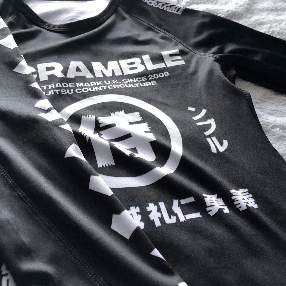 Scramble Shadows V2 Rashguard - Picture 4 of 12